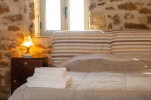 Messinian Stone House - Bedroom