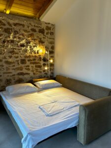 Messinian Stone House - Sofa Bed